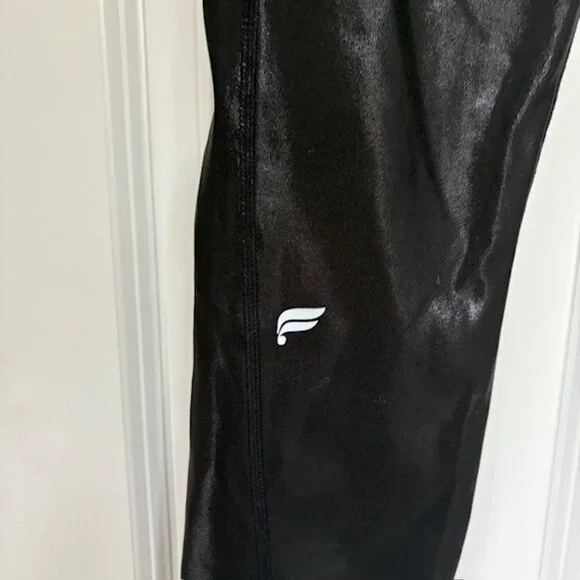 Fabletics Anywhere Motion365+ Shine High-Waisted Legging - Picture 4 of 4